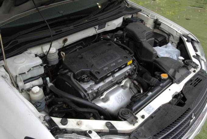 アイドリングとは 環境汚染以前に自動車のエンジンを傷める行為だった 自動車情報 ニュース Web Cartop