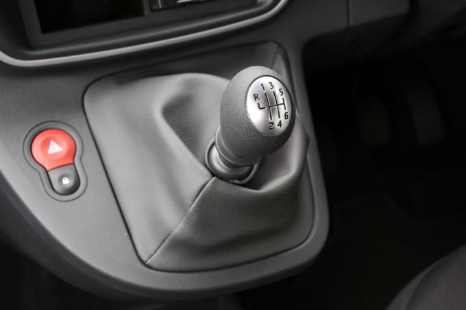 Mtやv6エンジンは今後乗れない 近い将来消えゆく可能性のあるクルマの技術６選 自動車情報 ニュース Web Cartop