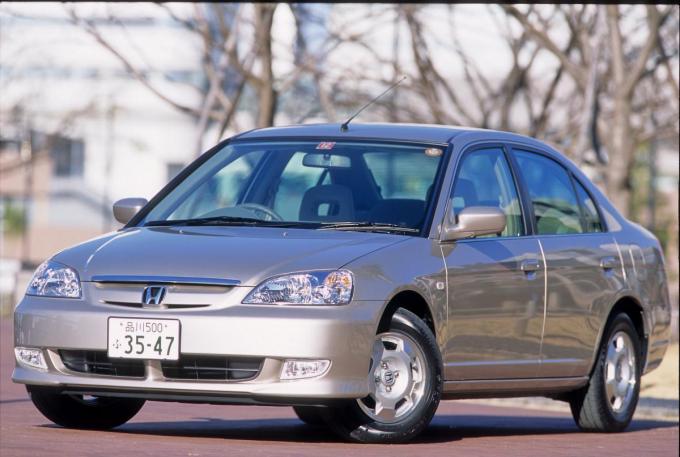 ハイブリッドなのに日陰の存在 ひっそり消えたマイナーhv車3選 自動車情報 ニュース Web Cartop ハイブリッドなのに日陰の存在 ひっそり消えたマイナーhv車3選 自動車情報 ニュース Web Cartop