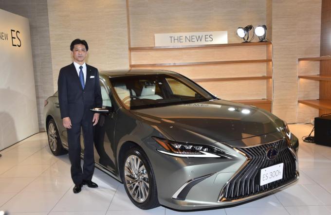 Is Gs Lsとセダンが充実するレクサスが新たにesを投入する狙いとは 自動車情報 ニュース Web Cartop