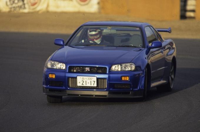 衝撃のリッター1km未満車も エコ全盛の今では考えられない極悪燃費車５選 自動車情報 ニュース Web Cartop