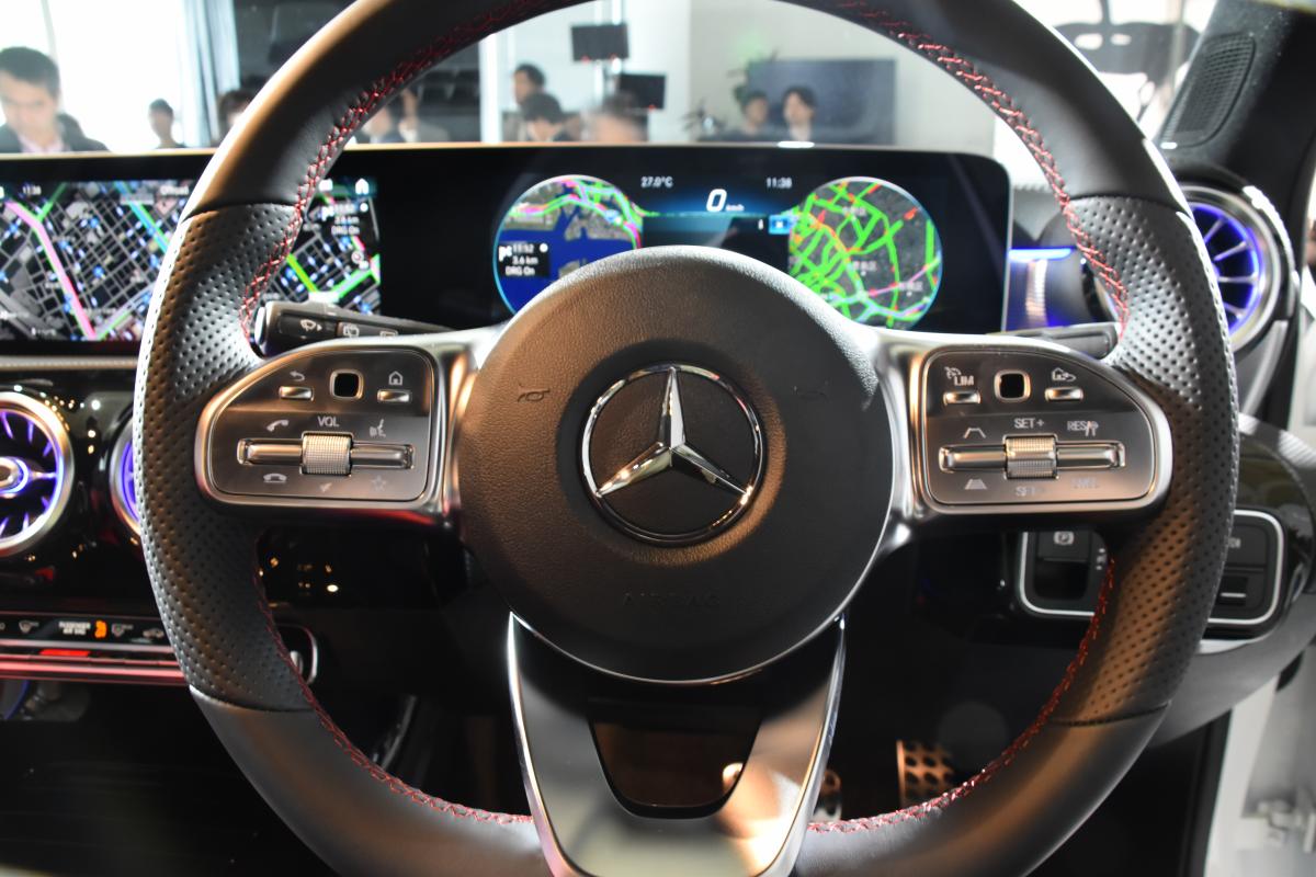 新型メルセデス ベンツaクラス発表 人間の言葉を理解するmbuxを搭載 自動車情報 ニュース Web Cartop
