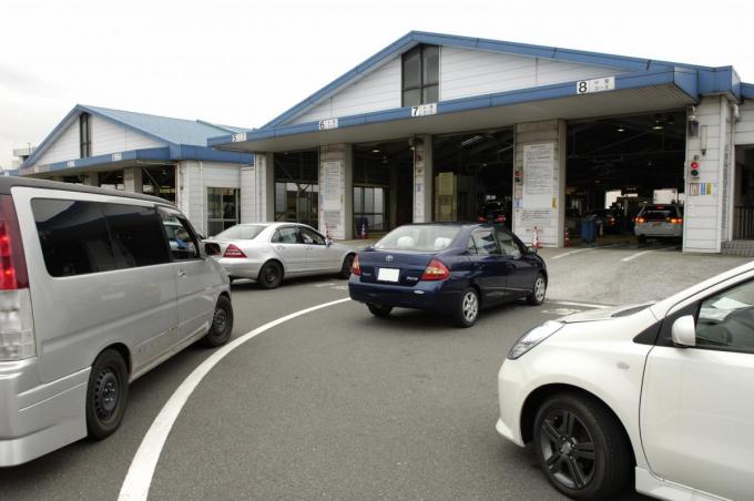 こんなことでも引っかかるの じつは車検に通らない愛車の劣化７選 自動車情報 ニュース Web Cartop