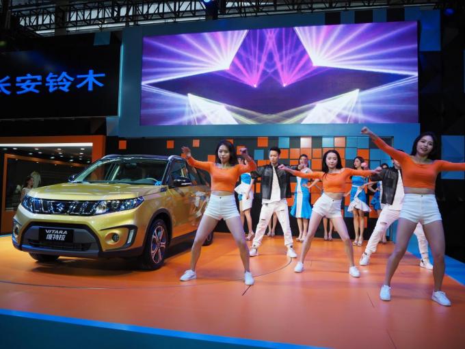 怪しいパクリキャラに野外ライブ 中国 広州モーターショーの勢いは日本も見習うところアリ 自動車情報 ニュース Web Cartop