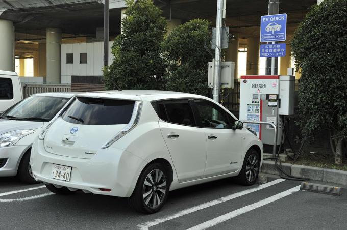 EVは200V充電が基本！　ガソリン車を基準にメディアが作り上げた「急速充電器不足」という誤解