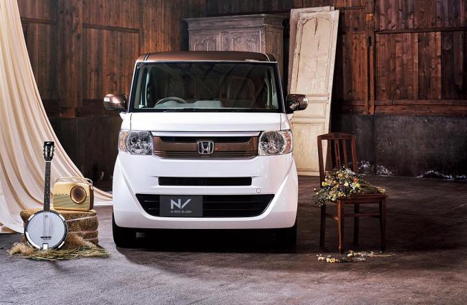 画像ギャラリー ブラウンの内外装がオシャレ ホンダn Box Slashの特別仕様車 ノヴァカントリースタイル 画像2 自動車情報 ニュース Web Cartop 画像ギャラリー ブラウンの内外装がオシャレ ホンダn Box Slashの特別仕様車 ノヴァカントリースタイル 画像2 自動車情報 ニュース Web Cartop