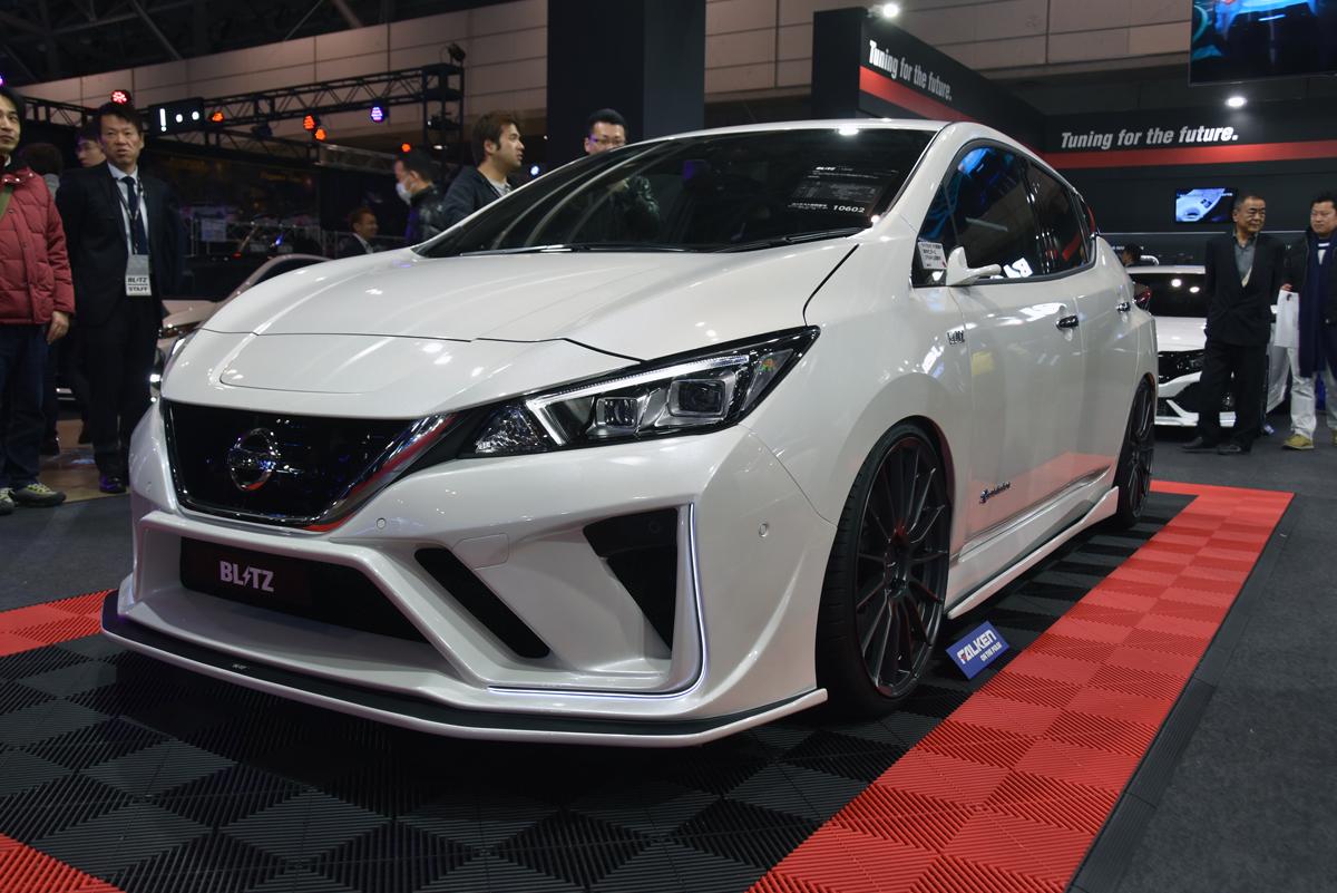 レクサスesで話題のミラーレス車 カメラ化したドアミラーは後付けできるのか 自動車情報 ニュース Web Cartop