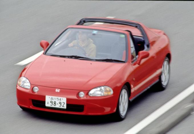 日本車は没個性なんてウソ！ 歴史に残る超個性的なクルマ5選 | 自動車情報・ニュース WEB CARTOP - 2ページ目