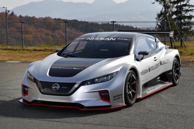 試乗 これぞevモンスター 4wdがもたらす新型リーフ Nismo Rcの超絶加速を体感 自動車情報 ニュース Web Cartop