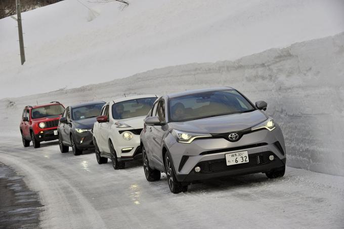 義務化で話題のタイヤチェーン 駆動輪に装着が基本だが4wd車は前輪後輪どっちに着ける 自動車情報 ニュース Web Cartop