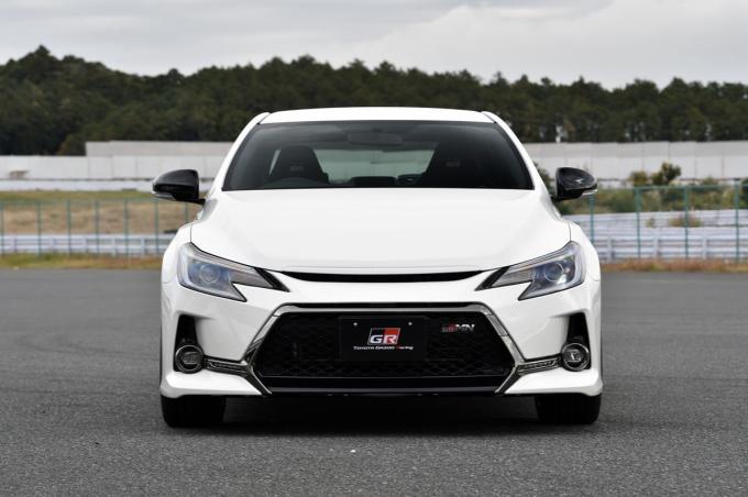 画像ギャラリー 試乗 操る喜び満点 新型トヨタ マークx Grmnをドリキン土屋圭市がサーキットで試乗 画像2 自動車情報 ニュース Web Cartop