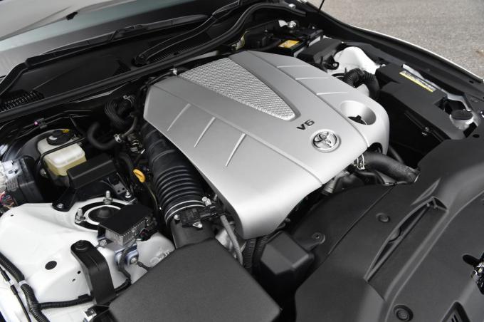 試乗 操る喜び満点 新型トヨタ マークx Grmnをドリキン土屋圭市がサーキットで試乗 自動車情報 ニュース Web Cartop 試乗 操る喜び満点 新型トヨタ マークx Grmnをドリキン土屋圭市がサーキットで試乗 自動車情報 ニュース Web Cartop