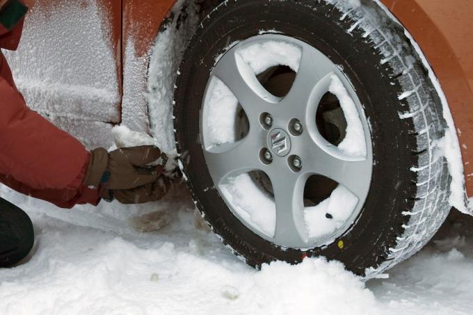 非降雪地域のひとほど油断しがち 今すぐ備えておくべきクルマの冬支度４選 自動車情報 ニュース Web Cartop