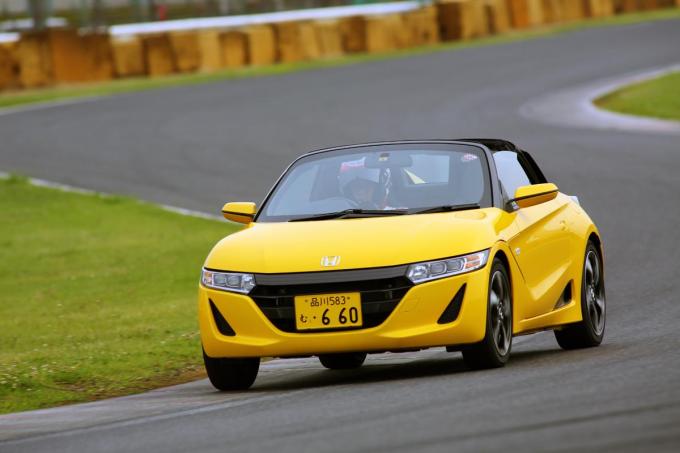 レーシングドライバーが選ぶ Mtで楽しめる歴代軽自動車ランキングtop5 自動車情報 ニュース Web Cartop レーシングドライバーが選ぶ Mtで楽しめる歴代軽自動車ランキングtop5 自動車情報 ニュース Web Cartop