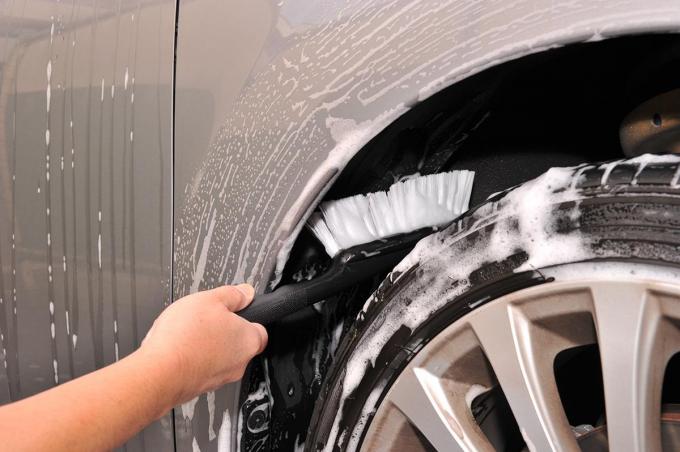 マメに洗車をしてるのに なぜか くたびれ感 の出た愛車に シャッキリ感 を取り戻す方法７つ 自動車情報 ニュース Web Cartop