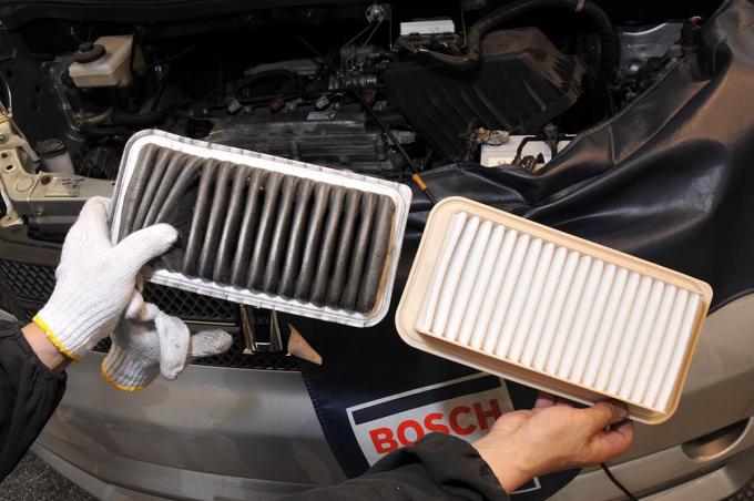 オイルやタイヤだけじゃダメ 意外と知られていないクルマの消耗品と交換時期 前編 自動車情報 ニュース Web Cartop