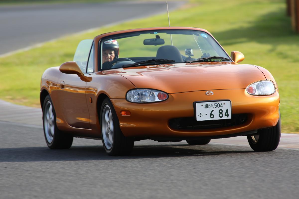 燃料計が動いて見えるほど大ガス喰い でも楽しすぎる走り屋泣かせの国産スポーツ車5選 自動車情報 ニュース Web Cartop 2ページ目 燃料計が動いて見えるほど大ガス喰い でも楽しすぎる走り屋泣かせの国産スポーツ車5選 自動車情報 ニュース Web Cartop 2ページ目