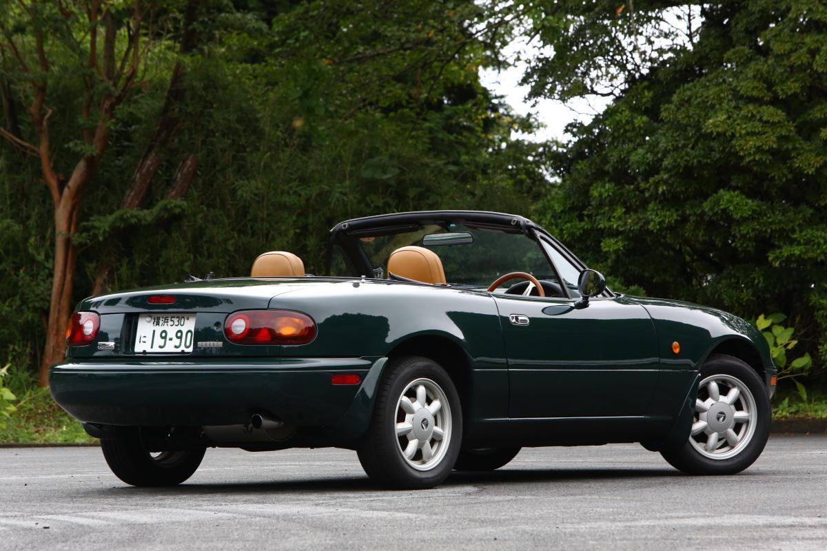 燃料計が動いて見えるほど大ガス喰い でも楽しすぎる走り屋泣かせの国産スポーツ車5選 自動車情報 ニュース Web Cartop 2ページ目 燃料計が動いて見えるほど大ガス喰い でも楽しすぎる走り屋泣かせの国産スポーツ車5選 自動車情報 ニュース Web Cartop 2ページ目