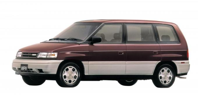 よくも悪くも衝撃的な作品多数 平成２年に誕生したニッポンの名車５選 自動車情報 ニュース Web Cartop