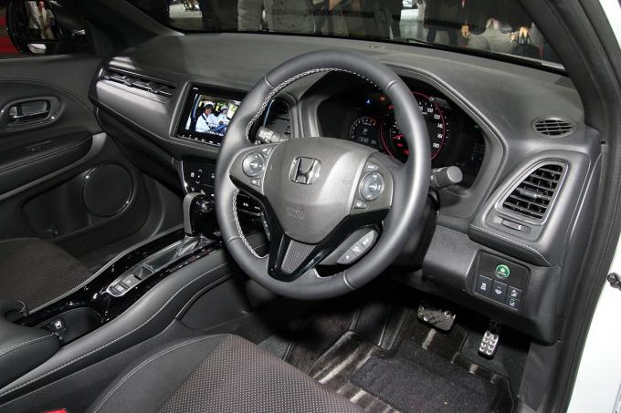 画像ギャラリー Suvでも走りを追求 ホンダ ヴェゼルのモデューロxコンセプトの開発陣にインタビュー 大阪オートメッセ19 画像7 自動車情報 ニュース Web Cartop