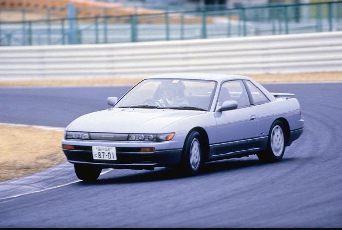 画像ギャラリー トヨタも真っ青の売れ行き 石を投げれば当たるほど大ヒットした日産車8選 画像4 自動車情報 ニュース Web Cartop 画像ギャラリー トヨタも真っ青の売れ行き 石を投げれば当たるほど大ヒットした日産車8選 画像4 自動車情報 ニュース Web Cartop