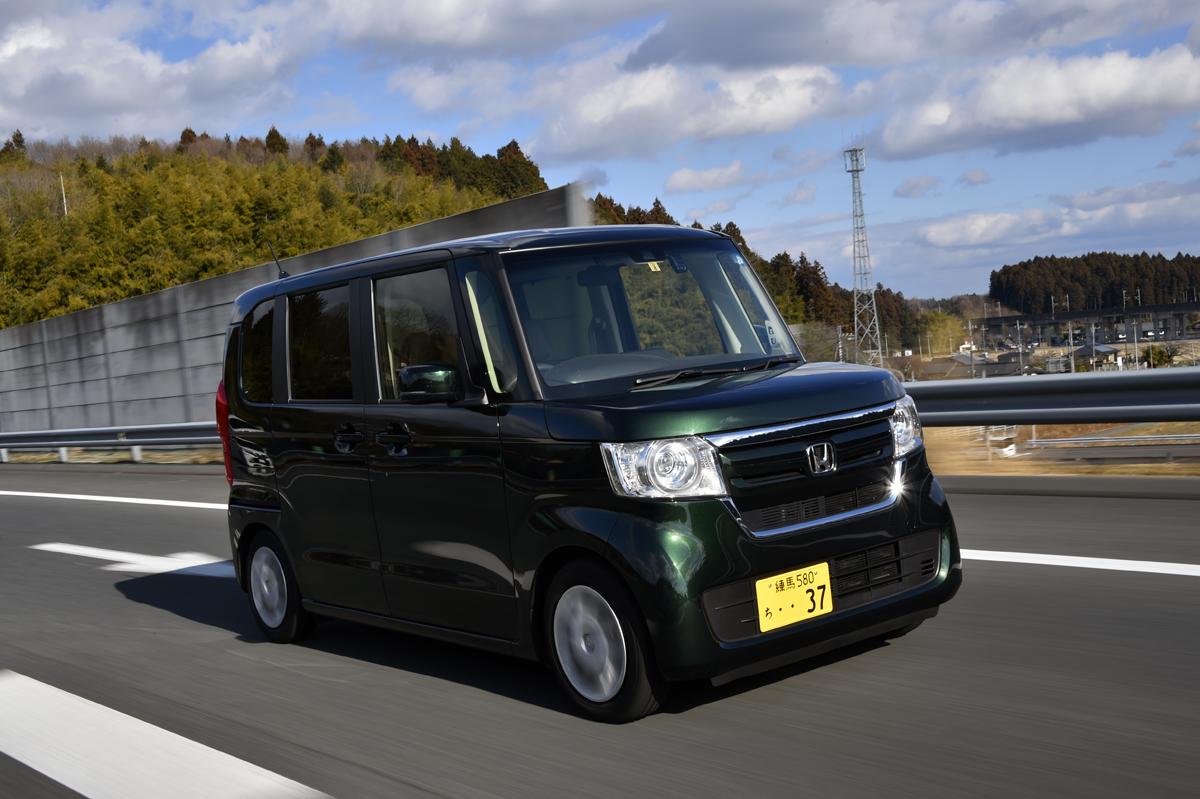使った経験ゼロの人も多し 最近軽自動車にまでパドルシフトが採用されるワケ 自動車情報 ニュース Web Cartop 2ページ目 使った経験ゼロの人も多し 最近軽自動車にまでパドルシフトが採用されるワケ 自動車情報 ニュース Web Cartop 2ページ目