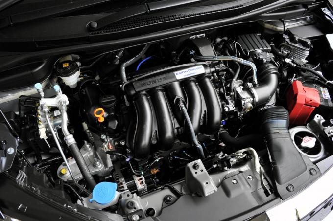 スポーツモデル 燃費が悪いは思い込み 走り楽しくお財布にも優しいマル得国産スポーツ車５選 自動車情報 ニュース Web Cartop 2ページ目