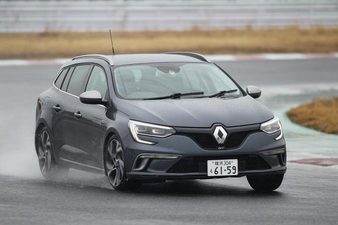 試乗 現役レーシングドライバーが賞賛 ルノー メガーヌr S カップはコーナリングが楽しい 自動車情報 ニュース Web Cartop