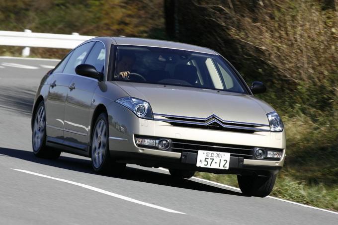 画像ギャラリー 車高ベタベタの改造車やトラックや高級車に使われる エアサス ってそもそも何 画像3 自動車情報 ニュース Web Cartop