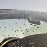 【画像】どうせすぐに雨で汚れるから不要？　梅雨時期は洗車をしなくても問題ないのか 〜 画像3