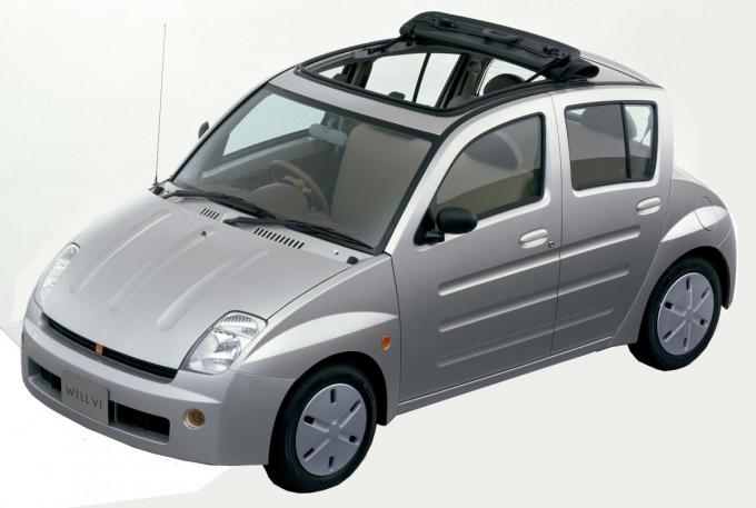 失敗もあるがミレニアムらしい挑戦的なクルマが多数登場 平成12年誕生の名車 迷車６選 自動車情報 ニュース Web Cartop