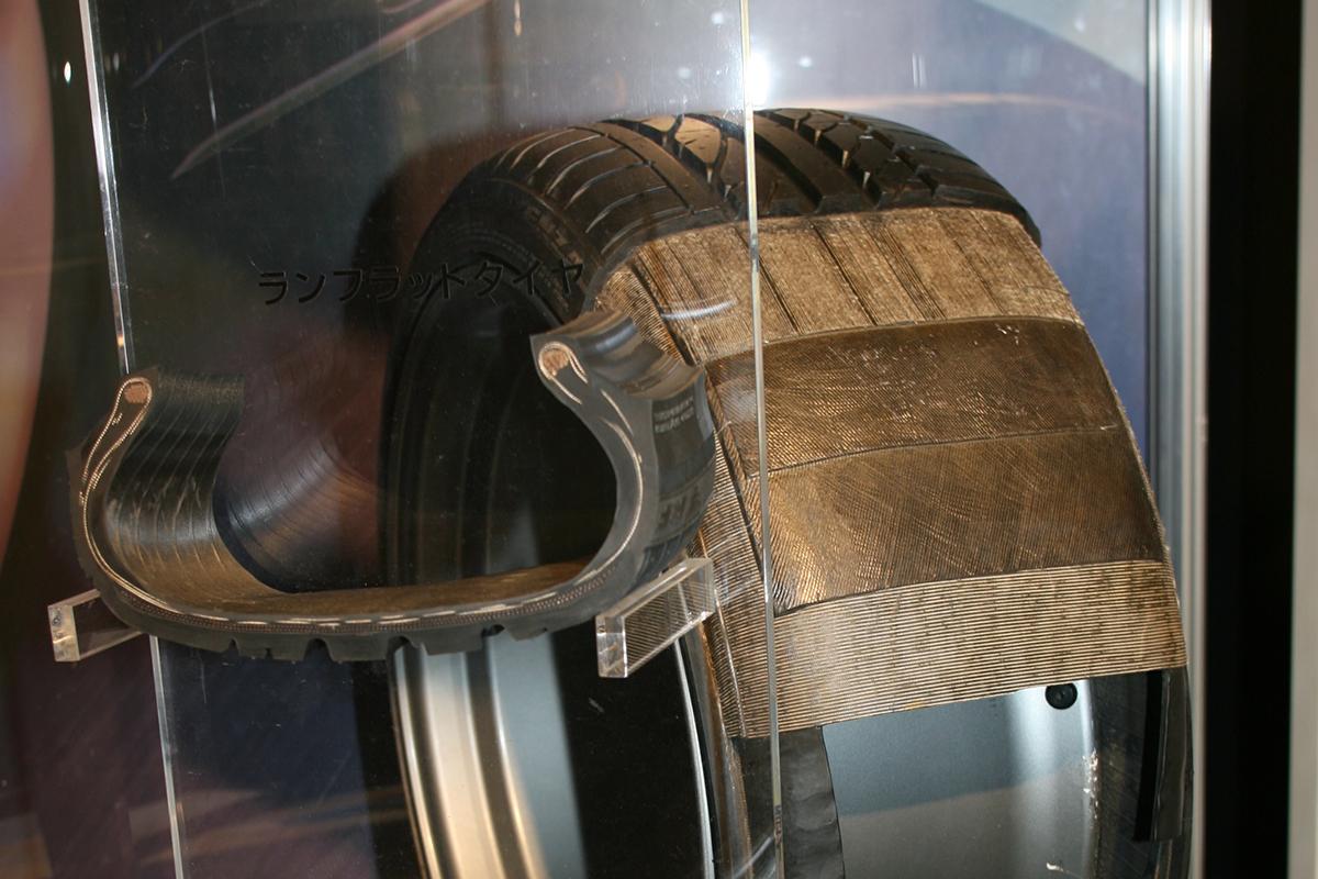 パンクしても走れる夢のタイヤのハズが積極的採用はbmwのみ ランフラットが普及しない理由とは 自動車情報 ニュース Web Cartop