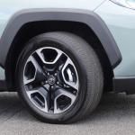 【画像】SUVのタフさと先進感を両立！　新型トヨタRAV4の内外装を徹底チェック 〜 画像12