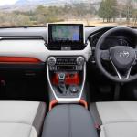 【画像】SUVのタフさと先進感を両立！　新型トヨタRAV4の内外装を徹底チェック 〜 画像13