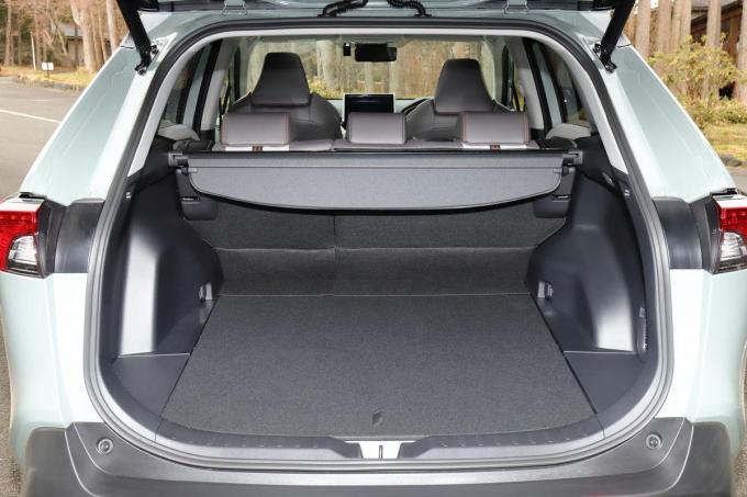 Suvのタフさと先進感を両立 新型トヨタrav4の内外装を徹底チェック 自動車情報 ニュース Web Cartop 4ページ目 Suvのタフさと先進感を両立 新型トヨタrav4の内外装を徹底チェック 自動車情報 ニュース Web Cartop 4ページ目