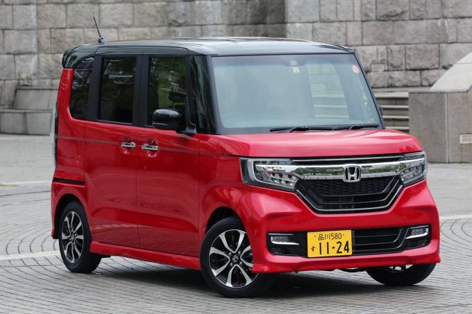 もっとも広いモデルは大型ミニバン並 イマドキ軽 の衝撃的な後席を実寸チェック 自動車情報 ニュース Web Cartop もっとも広いモデルは大型ミニバン並 イマドキ軽 の衝撃的な後席を実寸チェック 自動車情報 ニュース Web Cartop