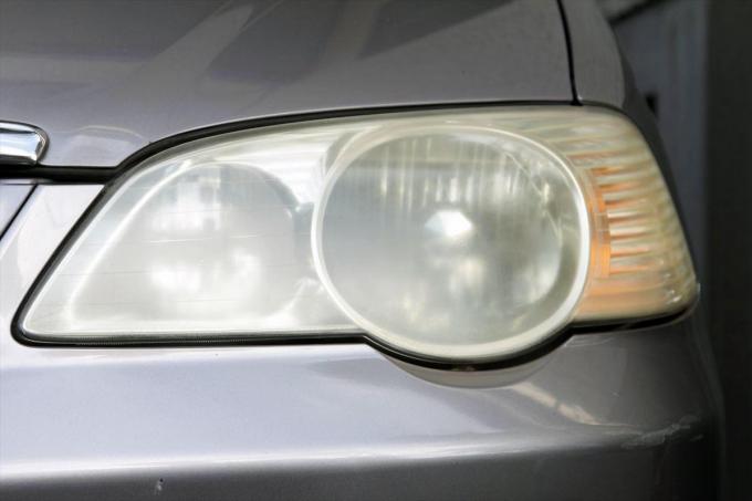 青空駐車の人は要注意 クルマを劣化させる紫外線への対策とは 自動車情報 ニュース Web Cartop 2ページ目