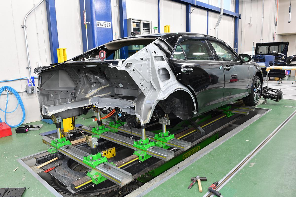 今さら聞けない クルマ修理の代表格 板金 って何をするのか 自動車情報 ニュース Web Cartop 2ページ目