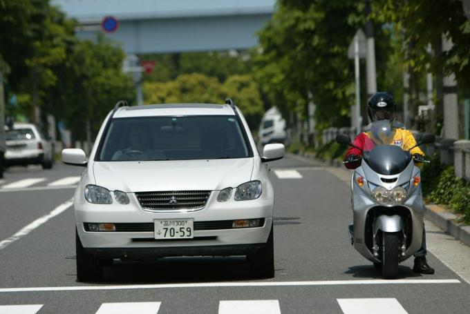 画像ギャラリー 交差点での事故の大半はパターンが同じ 悲惨な事故を繰り返さないために実施すべきこととは 画像7 自動車情報 ニュース Web Cartop 画像ギャラリー 交差点での事故の大半はパターンが同じ 悲惨な事故を繰り返さないために実施すべきこととは 画像7 自動車情報 ニュース Web Cartop