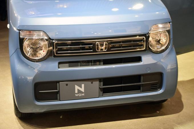 画像ギャラリー 世間はオラオラ顔大流行 それでも新型ホンダn Wgnが癒やし系の顔を選んだワケ 画像1 自動車情報 ニュース Web Cartop 画像ギャラリー 世間はオラオラ顔大流行 それでも新型ホンダn Wgnが癒やし系の顔を選んだワケ 画像1 自動車情報 ニュース Web Cartop