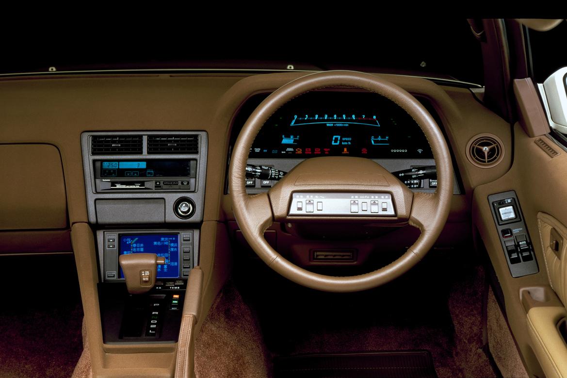 今見ると笑える 当時は超最先端だったハイソカーに搭載された装備９選 自動車情報 ニュース Web Cartop 2ページ目