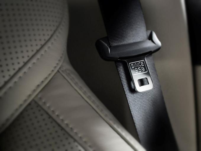 何十年も同じ形状に見えるけど シートベルト エアバッグは進化しないのか 自動車情報 ニュース Web Cartop 何十年も同じ形状に見えるけど シートベルト エアバッグは進化しないのか 自動車情報 ニュース Web Cartop
