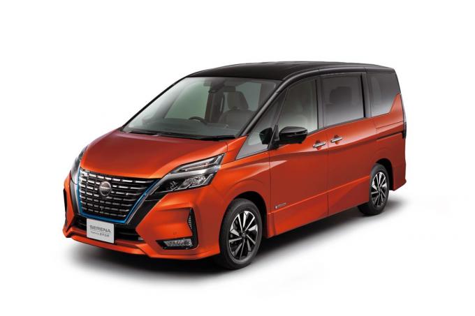 安全性とスポーティさがパワーアップ! 日産セレナがマイナーチェンジ