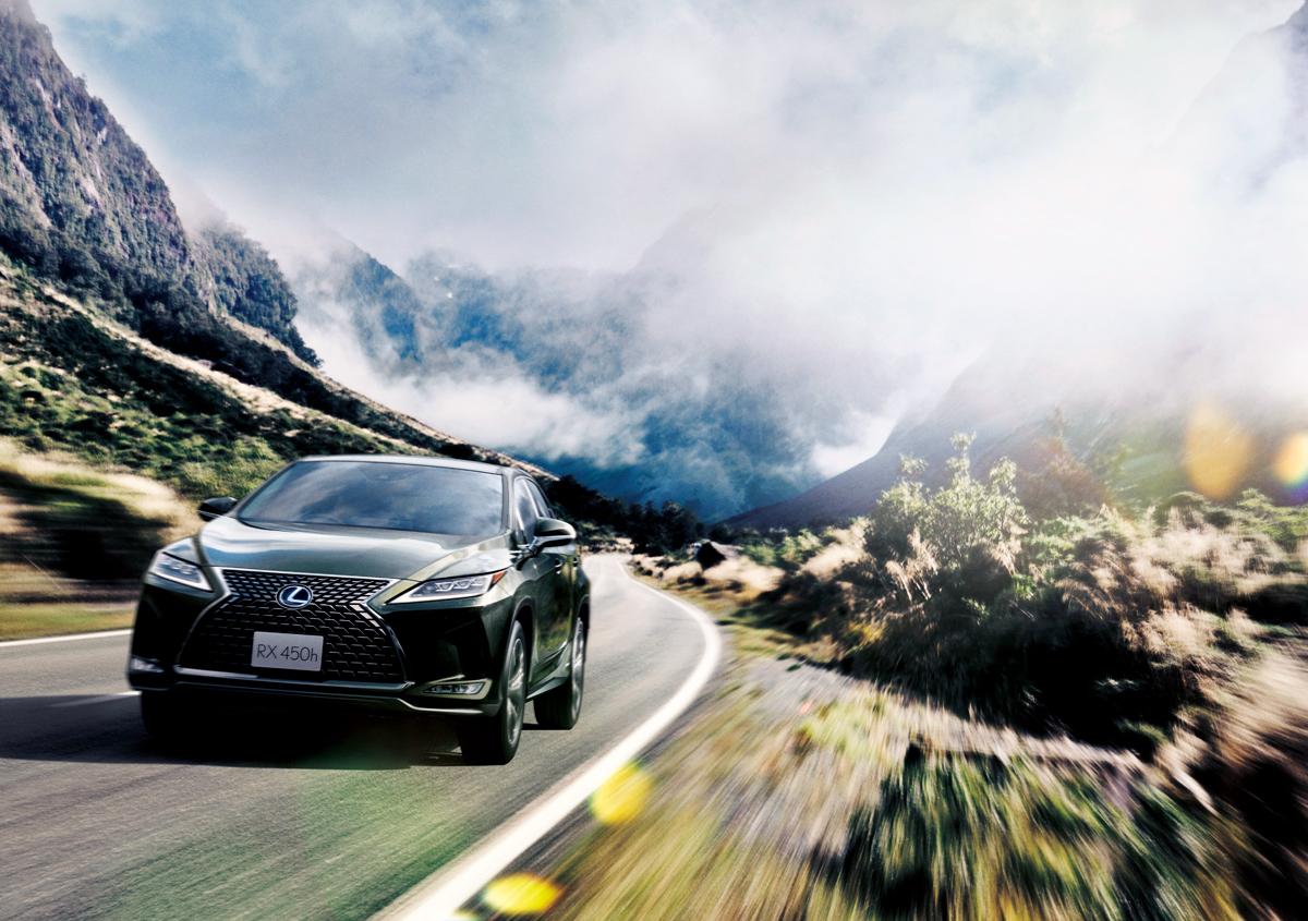 世界初のハイビームシステムを搭載 レクサスのラグジュアリーsuv Rx が一部改良して登場 自動車情報 ニュース Web Cartop