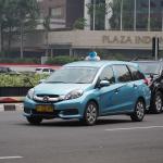【画像】タクシーと同名だと乗用車が売れない！　クラウンやセドリックのようにいかないインドネシアの複雑なタクシー事情 〜 画像2