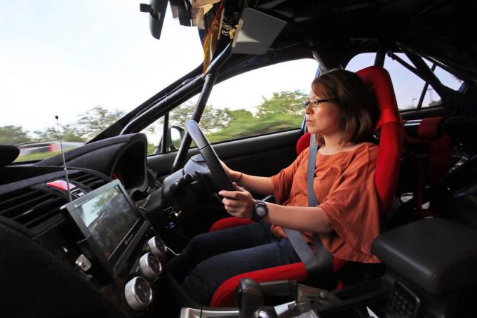 国沢光宏がwrcに挑戦 新人編集部員がド緊張のラリーカー初試乗 衝撃の乗り味とは 自動車情報 ニュース Web Cartop