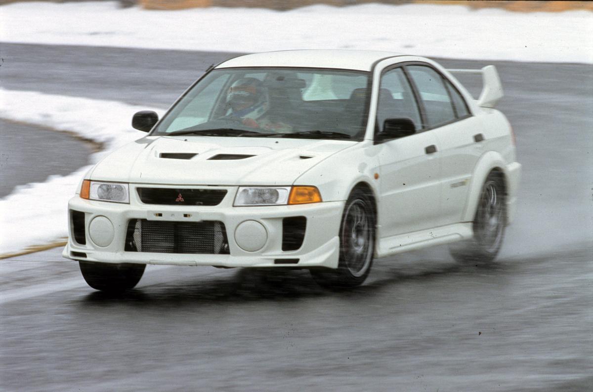 4wdスポーツ乗りは安全のためにも覚えておくべき ランエボvが世界に広めたゼロカウンター走法とは 自動車情報 ニュース Web Cartop