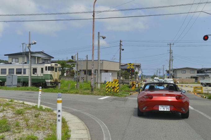 クルマのボディに刺さった鉄粉の除去方法