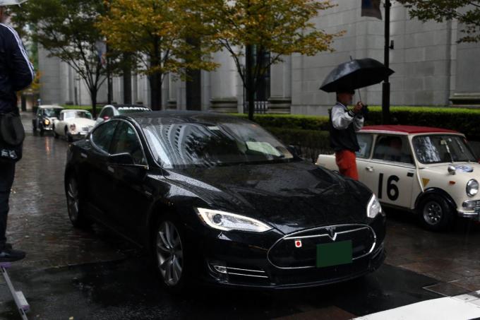 公用車やハイヤーのボディカラーはなぜ 黒 が多いのか 自動車情報 ニュース Web Cartop