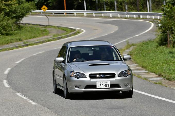 「ラク」で「楽しい」がイチバン! 歴代スバル・レガシィとレヴォーグに乗って感じたスバル独特のGT性能とは
